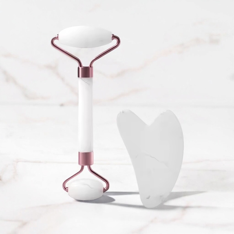 L’Art du Sculpting Naturel : Gua-Sha & Rouleau Visage